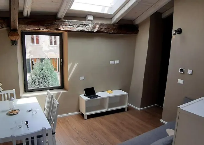 Domashome 아파트 *